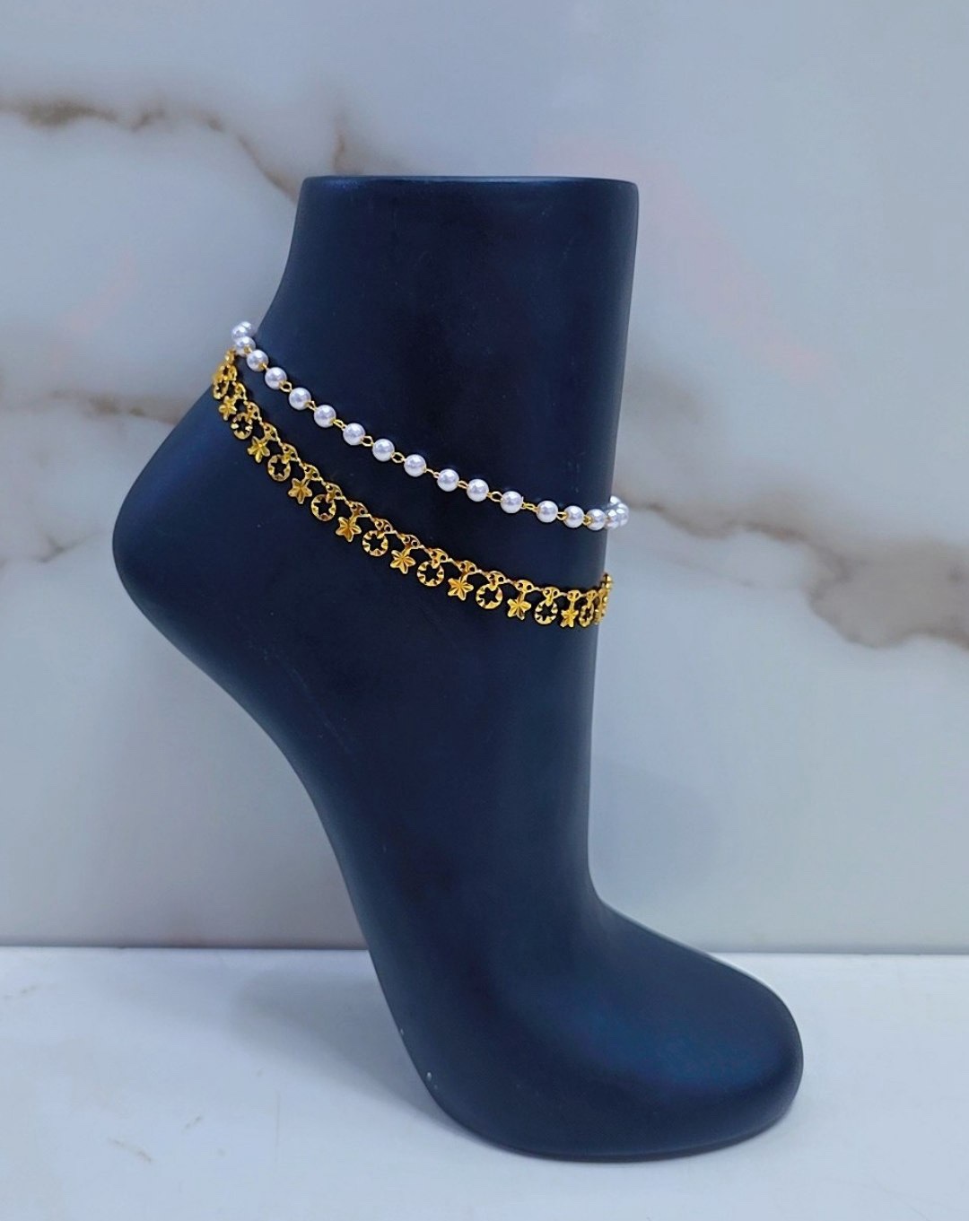 Stylish Gold Chain Anklets