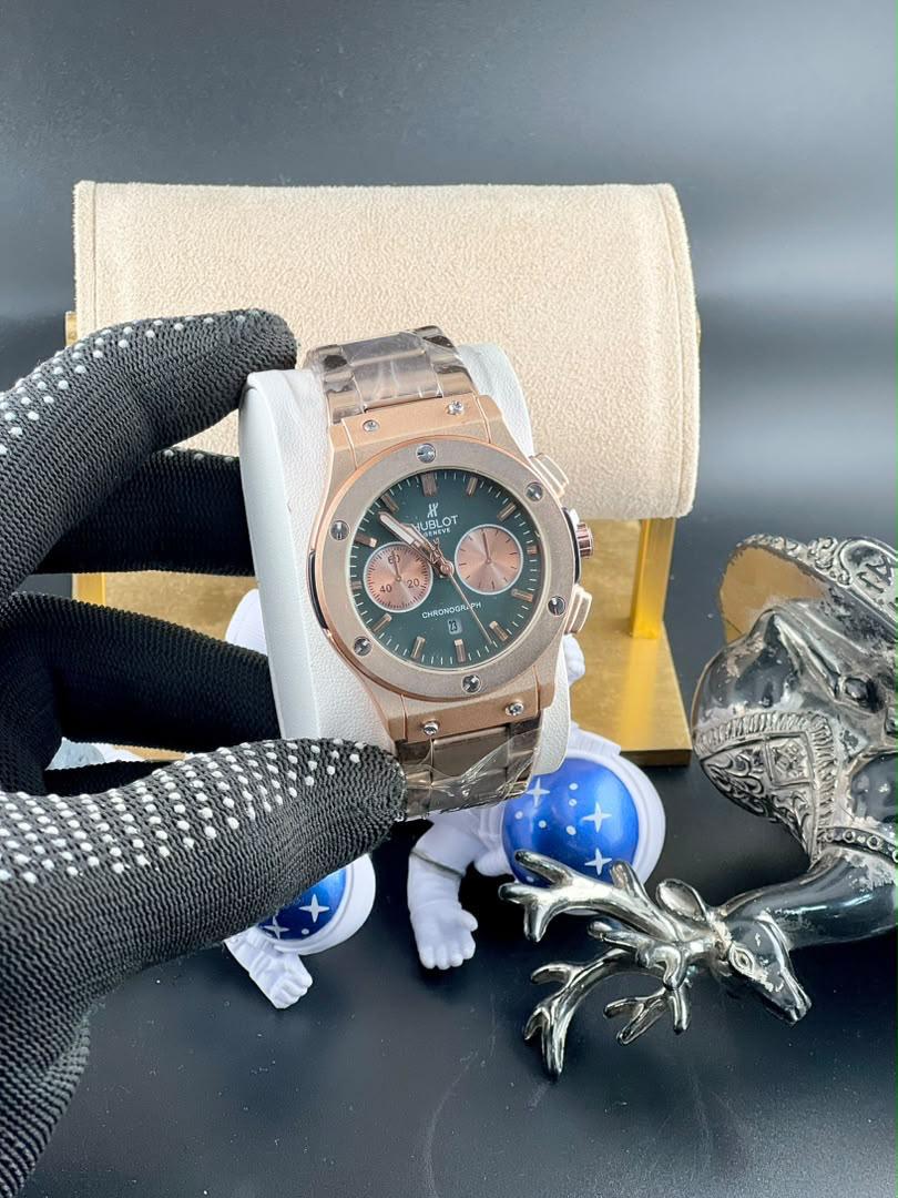 Hublot Classic Fusion Chronograph Black Matte & Rose Gold Me