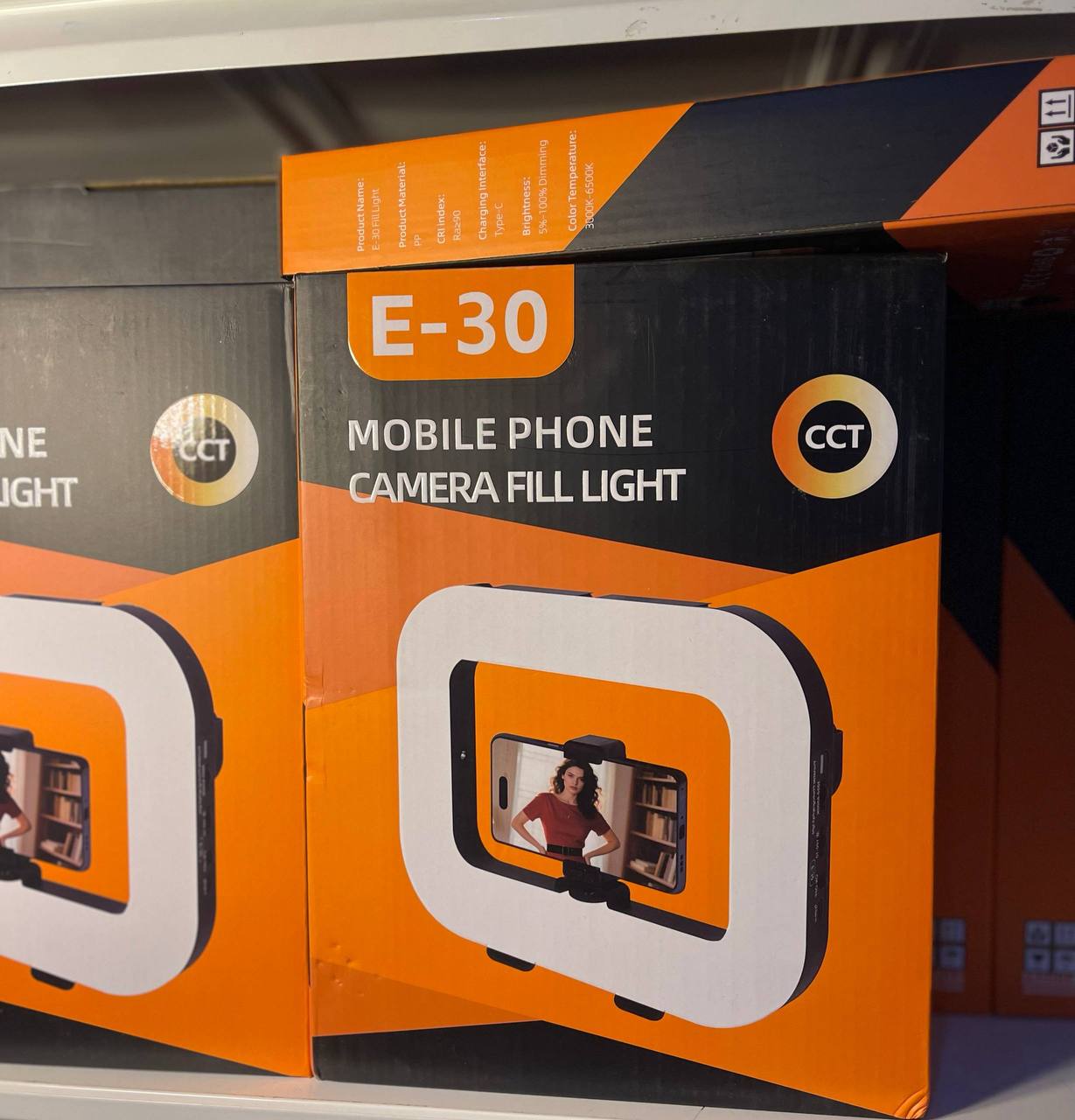 CCT E-30 Mobile Phone Camera Fill Light — Electronics — for sale in Oyo