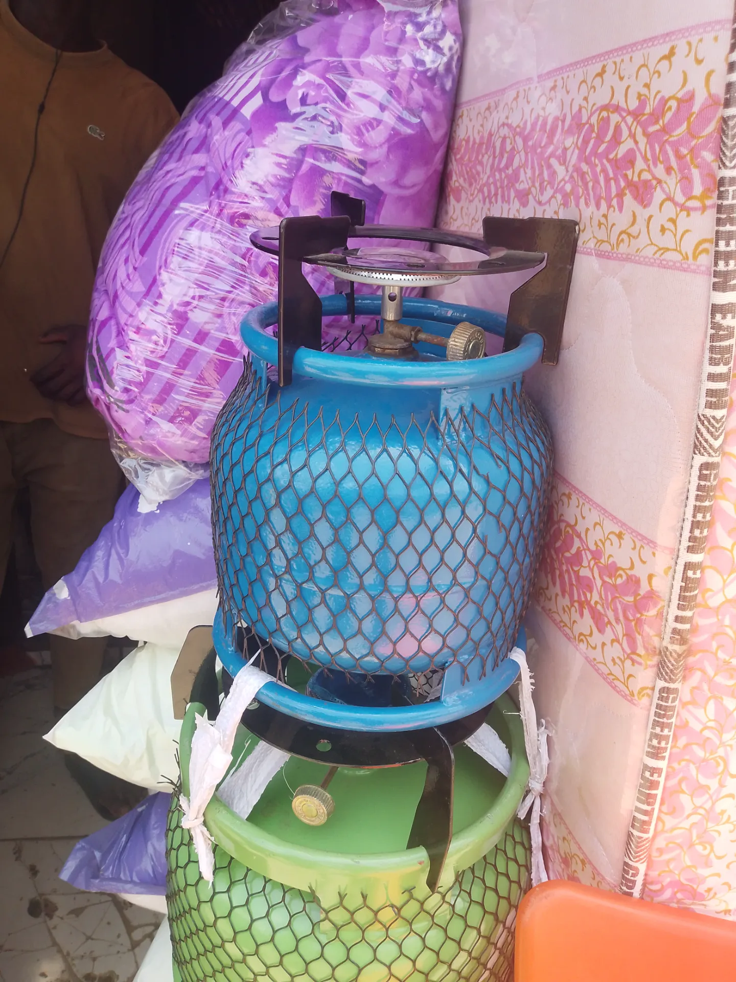 Cylinder gas — Home & Kitchen — for sale in Oyo