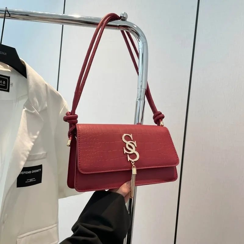 Female fashion bag