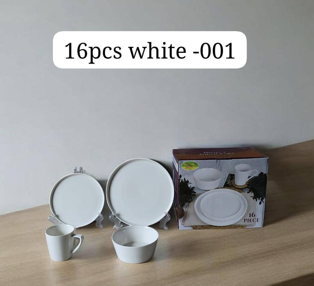 16-Piece White Dinnerware Set - New
