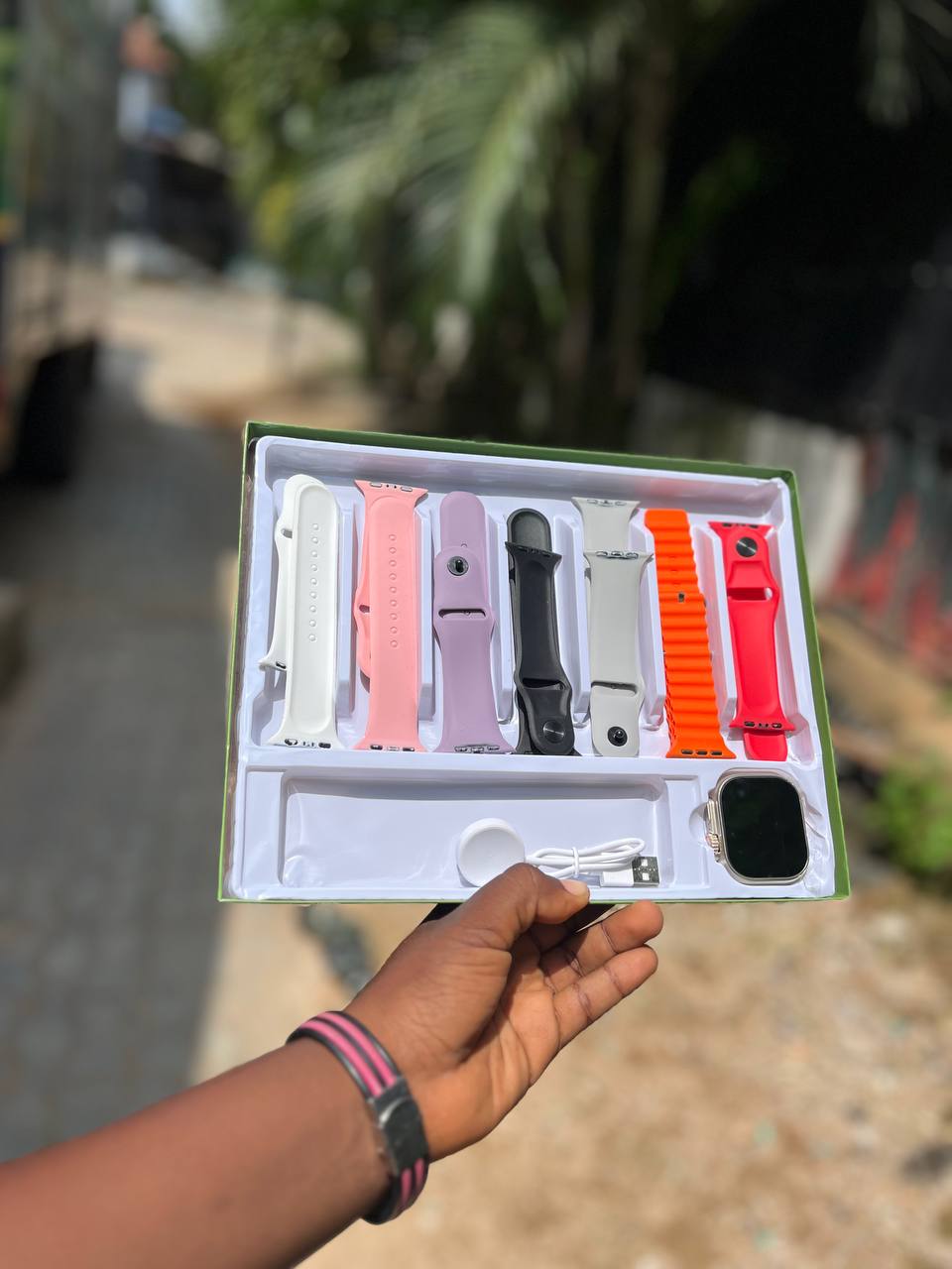 Smart Watch Ultra 4 Series with 7 Bands