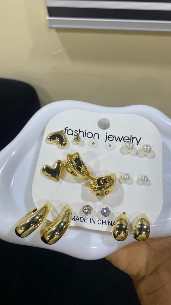 Fashion Jewelry Gold Stud & Hoop Earring (1,500 each with ) — Fashion — for sale in Oyo
