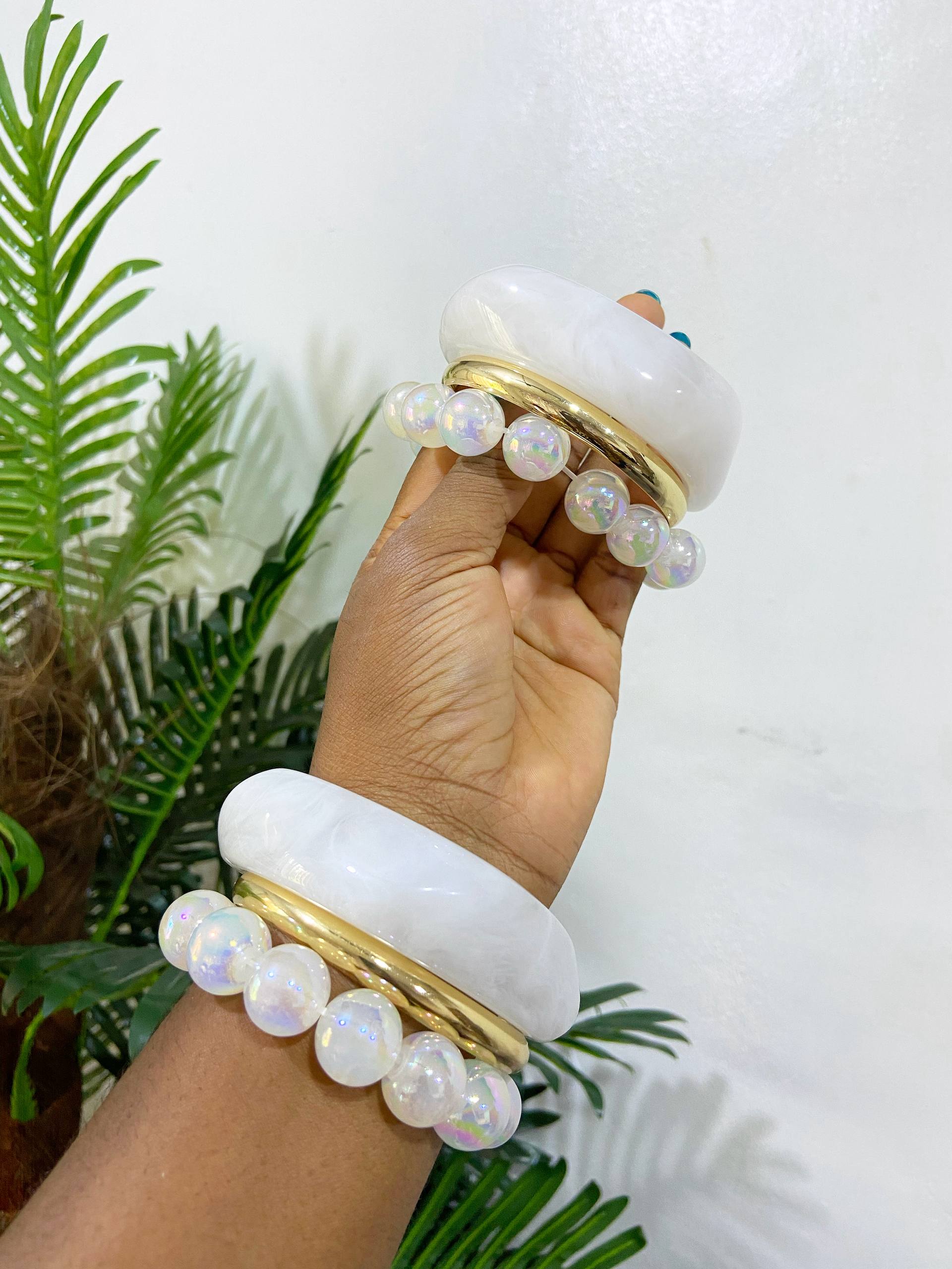 Stylish Chunky & Beaded Fashion Bangles — Fashion — for sale in Oyo