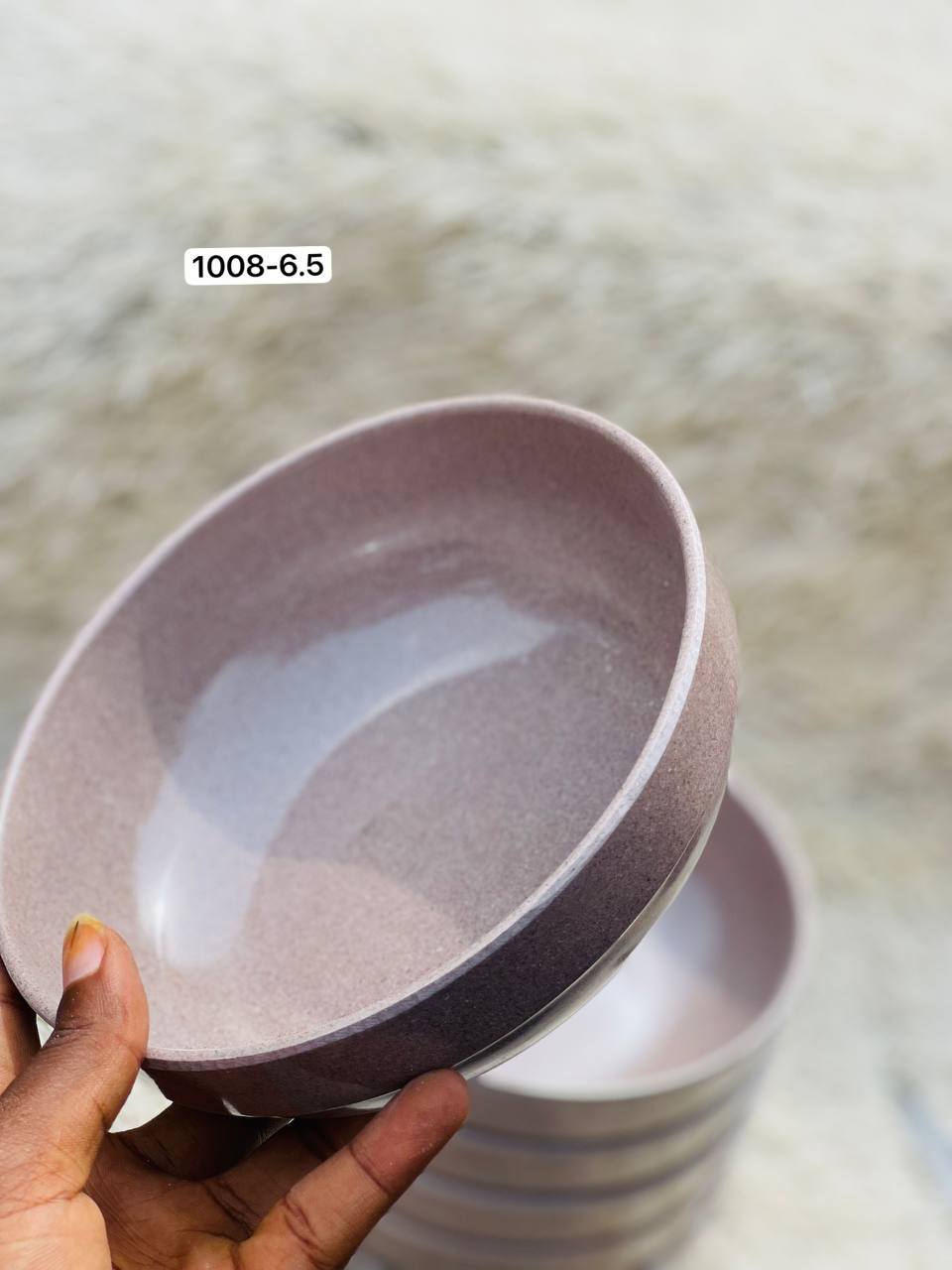 Stylish Speckled Ceramic Serving Bowl — Kitchen & Dining — for sale in Oyo