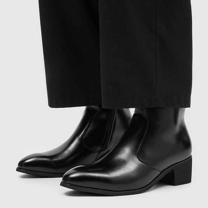 Classic Black Leather Chelsea Ankle Boots – Timeless Everyda