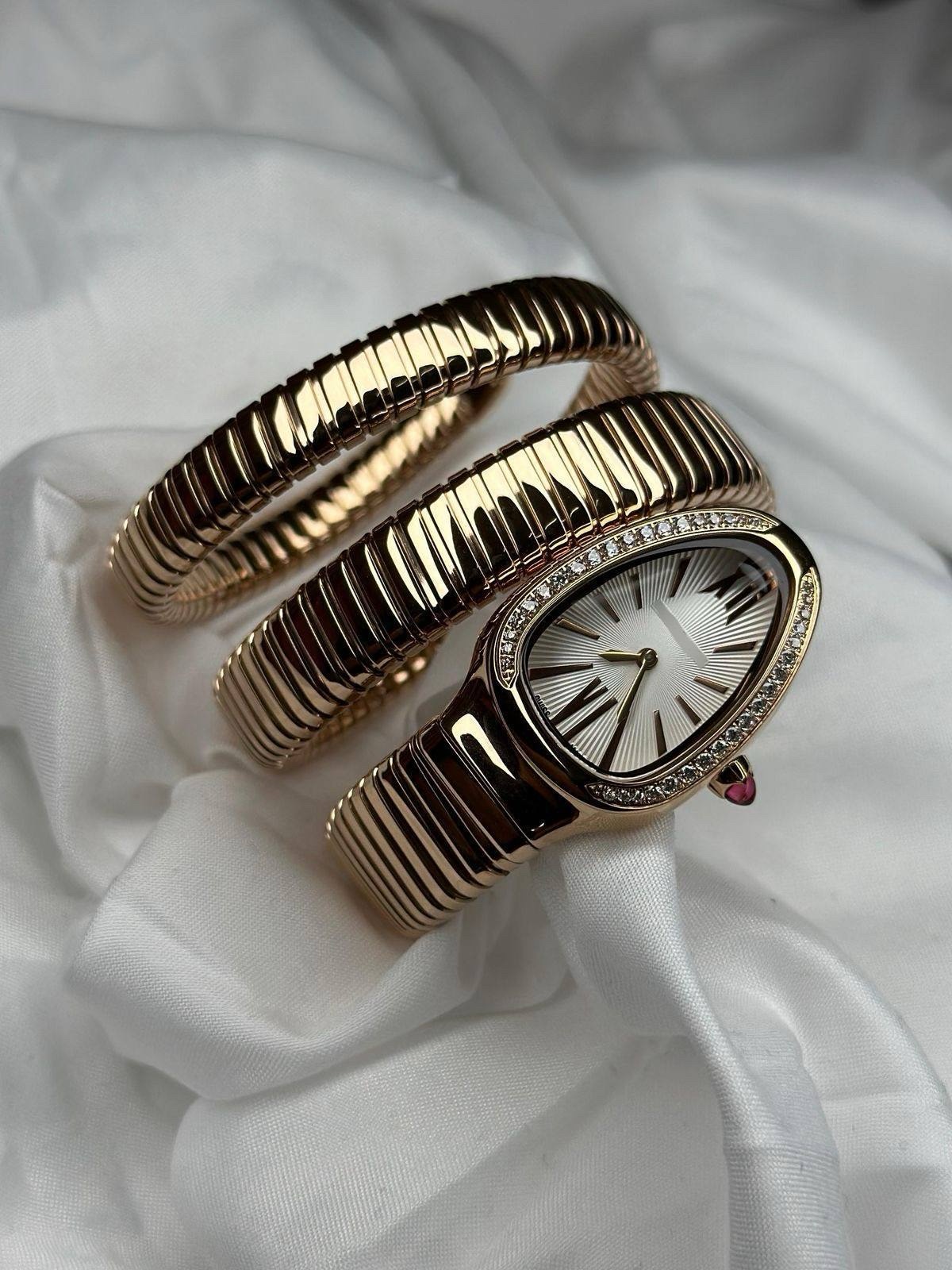 2 in 1 wristwatch 🌹Elegant Gold Tone Diamond Bezel Wristwatch