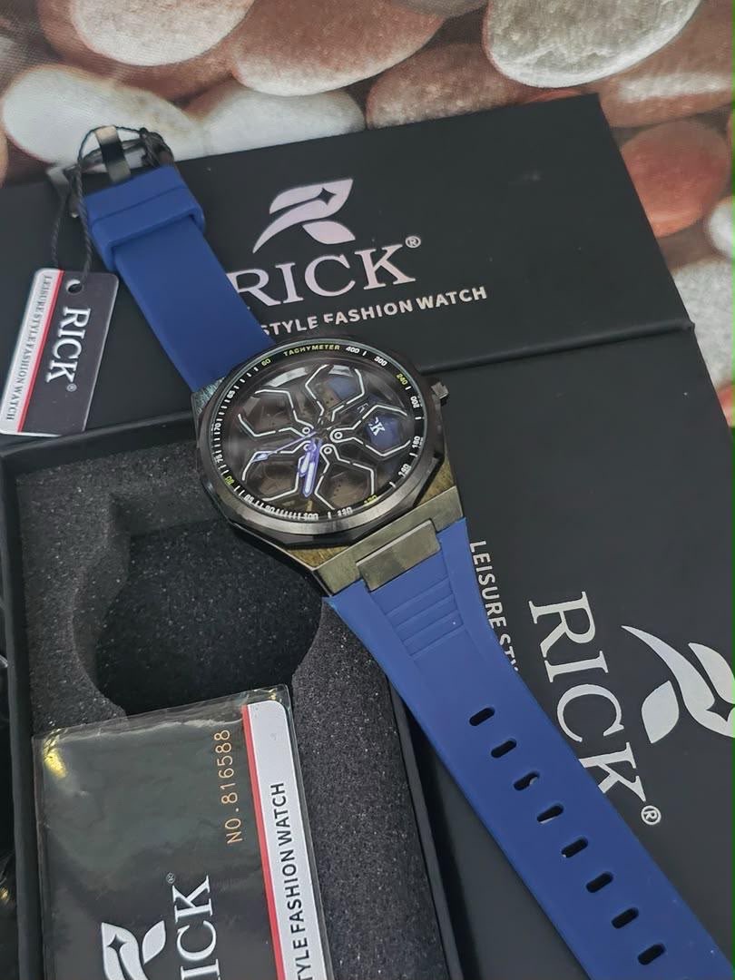 Rick spinning rubber wristwatch