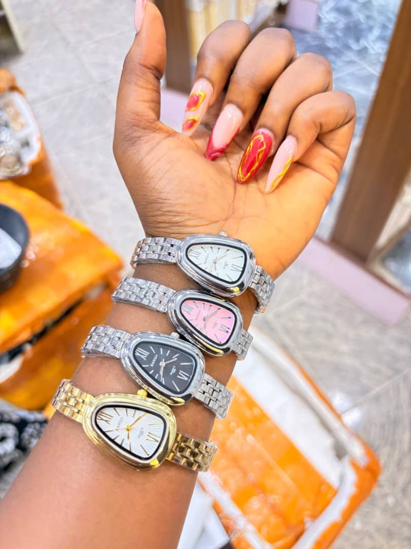 Fashion Women's Wristwatch