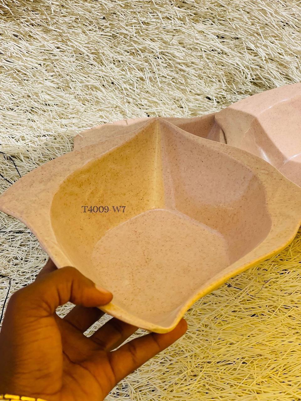 Dish plate — Kitchen & Dining — for sale in Oyo