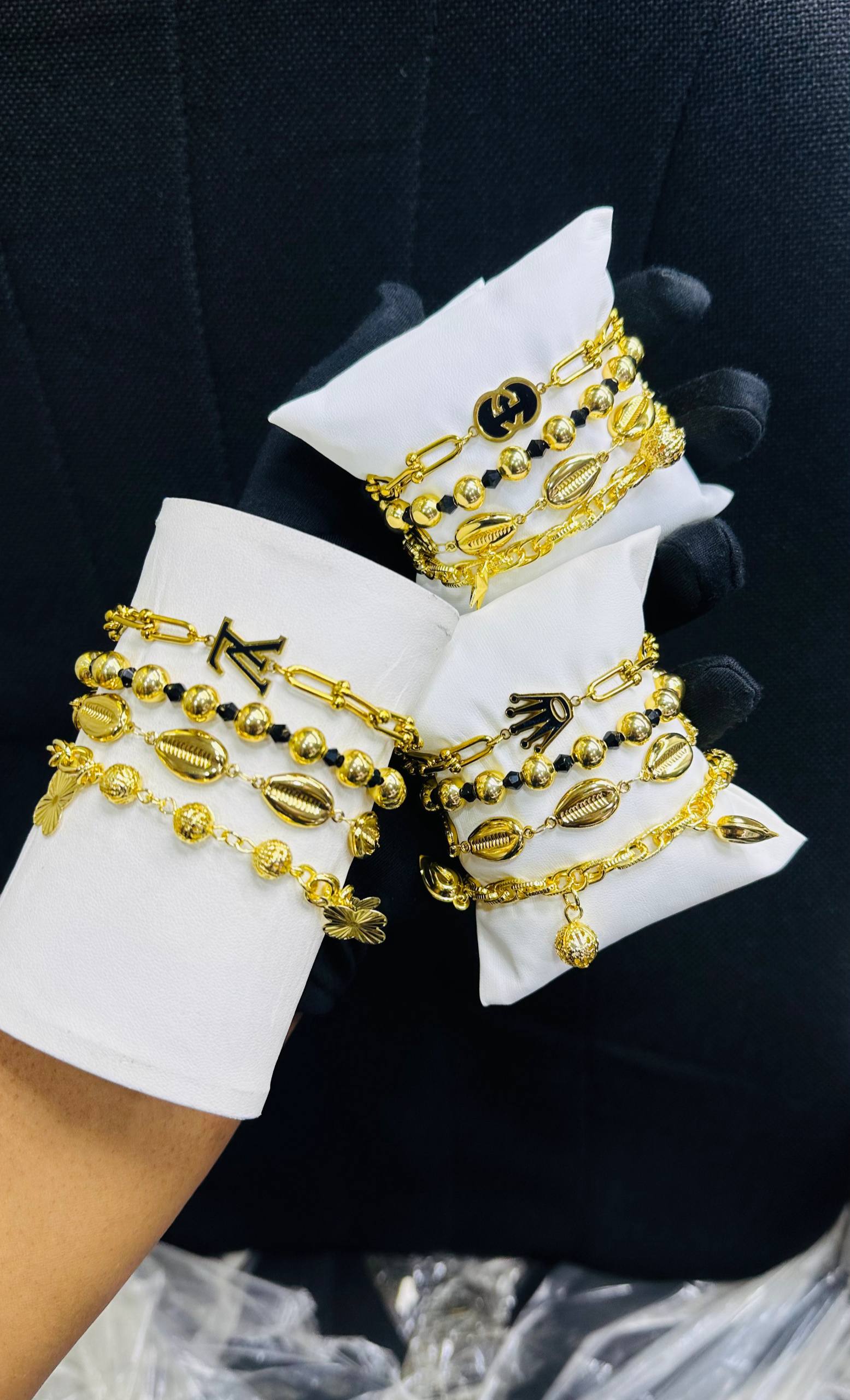Luxury Gold-Plated Bracelets 4in1 — Fashion — for sale in Lagos