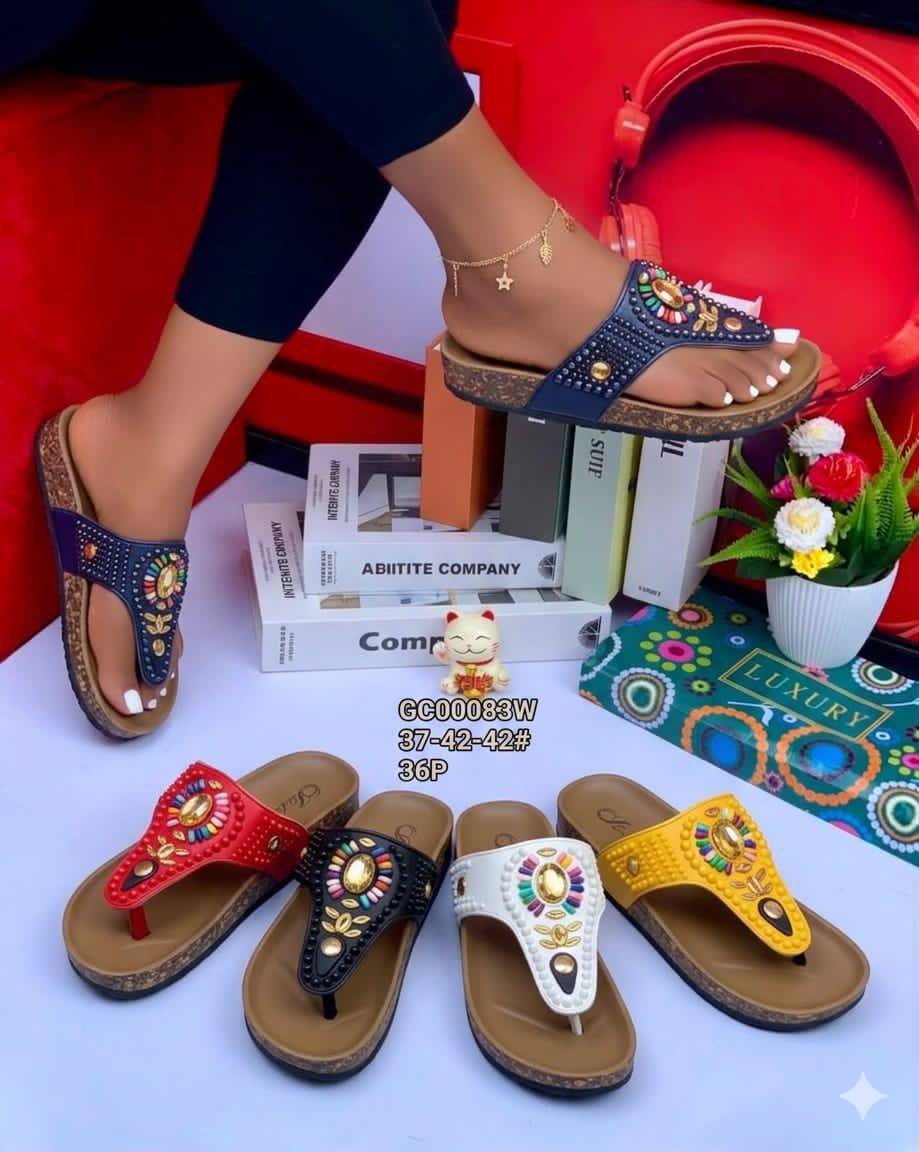Fashionable Embellished Cork Sole Flat Sandals — Fashion — for sale in Oyo