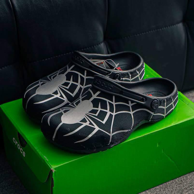 Spider-Man Black Symbiote Classic Clogs
