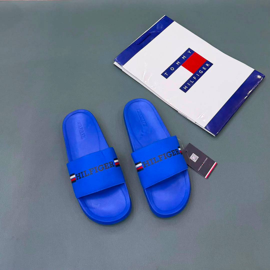 Tommy Hilfiger Classic Navy Logo Pool Slides — Fashion — for sale in Lagos