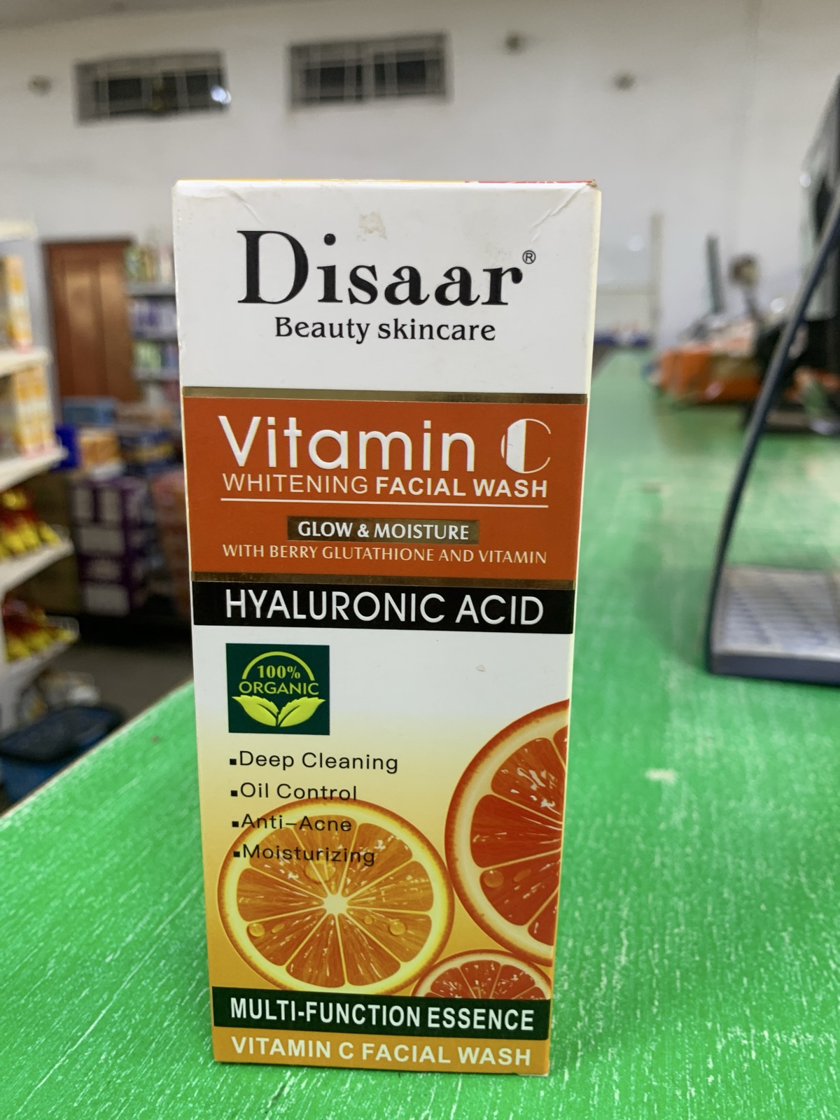 Disaar Vitamin C Whitening Facial Wash